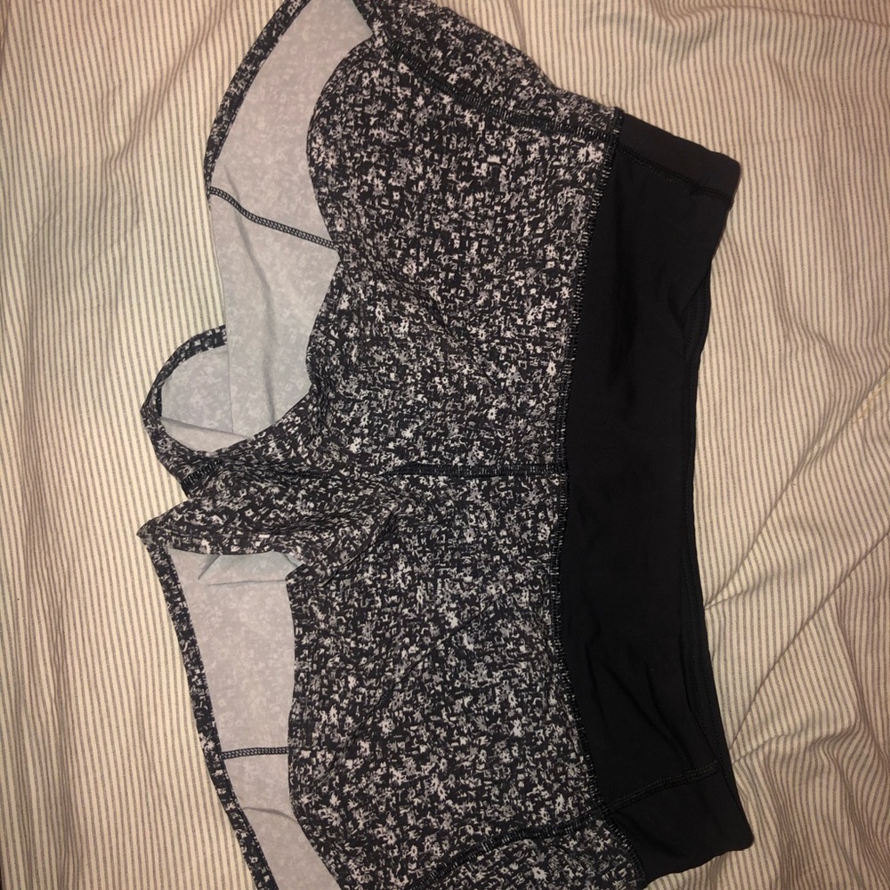 Lululemon shorts size 6!